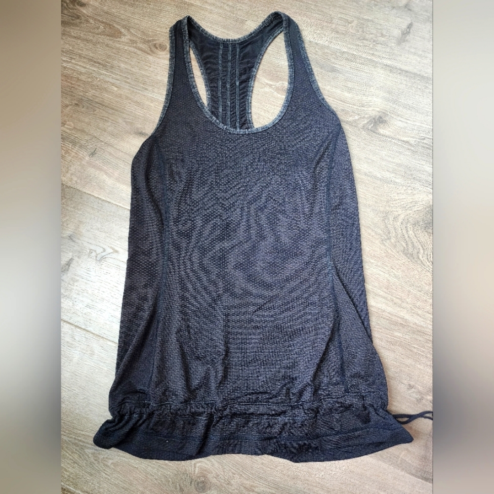 Lululemon Just Wanna Run racerback tank Drawstring Size 4